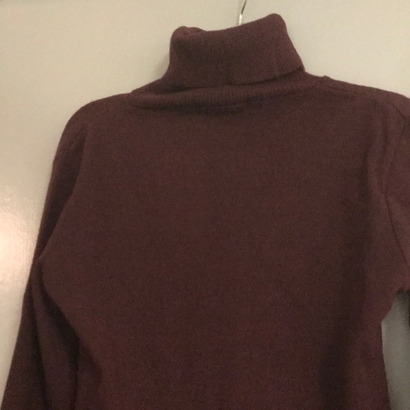 Italian Ruffle Front Sweater 😻 - Picture 5 of 6